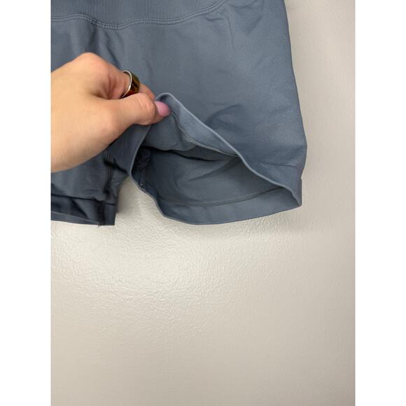 Workout Gym Impact Shorts Hidden Scrunch Butt Lifting 3.6" Seamless Shorts M - Picture 3 of 4